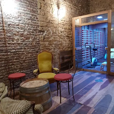 Comfortable In With Garden, Cleaning Included